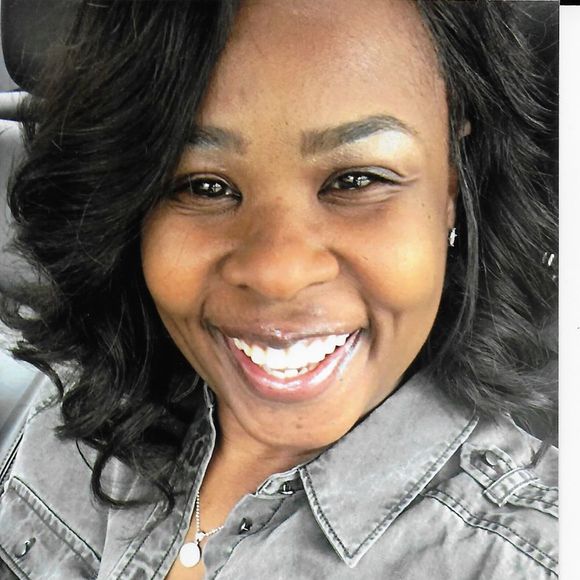 Meet your Posher, Rebecca - Picture 1 of 1